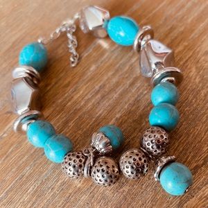 NWOT Jade Statement Bracelet